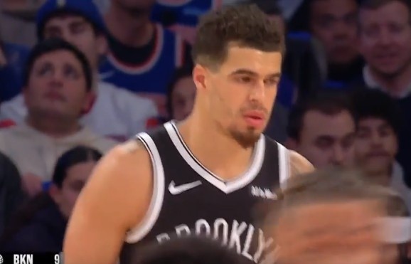 开云官网-拔哥首球!小迈克尔·波特兜出来弧顶干拔三分 前4投全铁