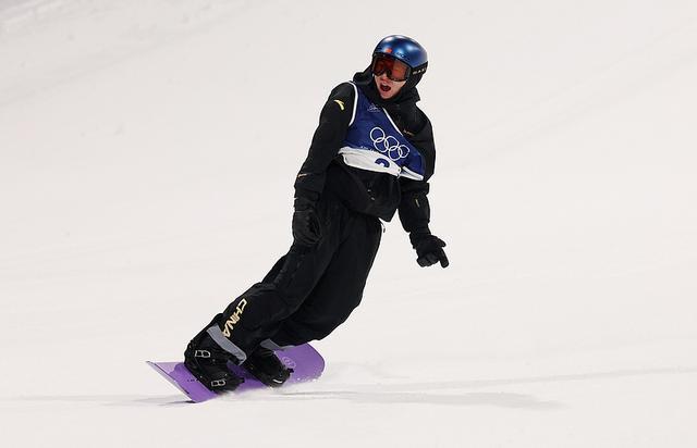 苏翊鸣晋级米兰冬奥会单板滑雪男子大跳台决赛