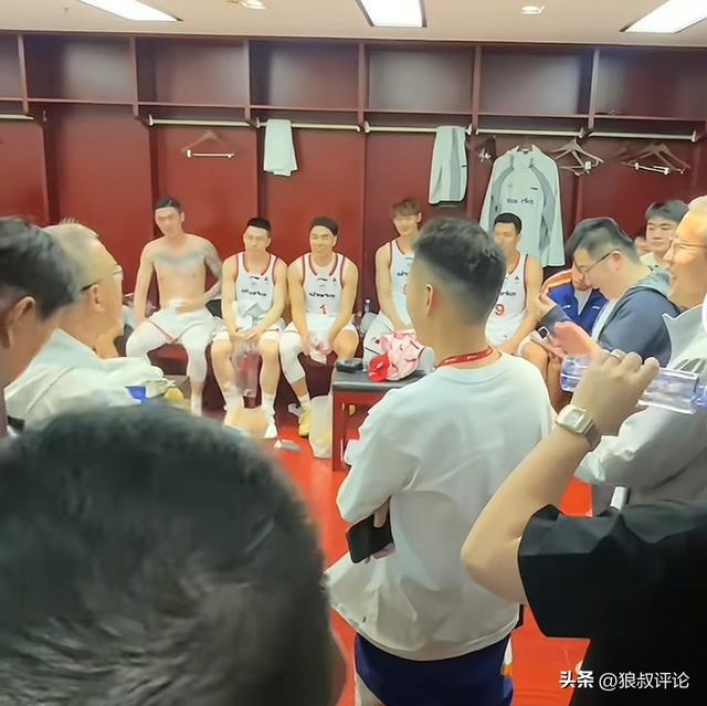 开云官网-财大气粗!上海高层:代表俱乐部再次郑重承诺 夺冠奖金一分不少